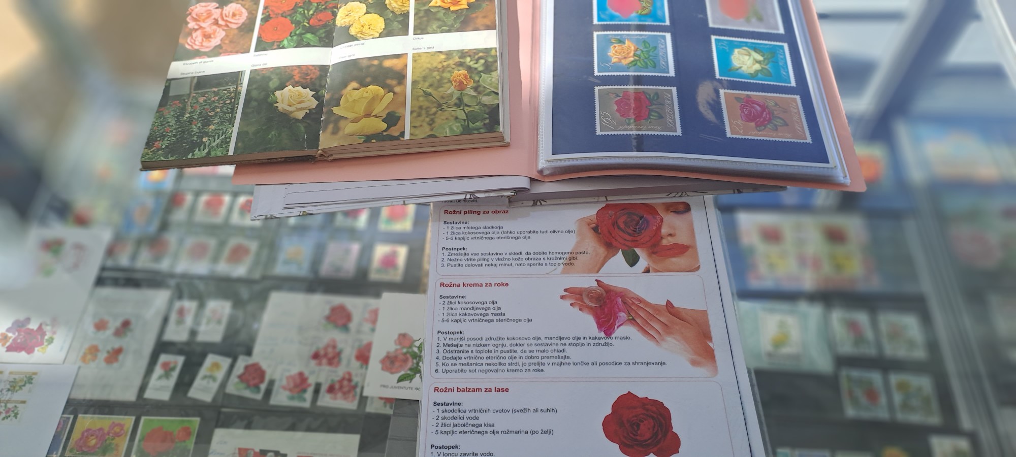 Razstava Vrtnice na znamkah Razstava Vrtnice na znamkah